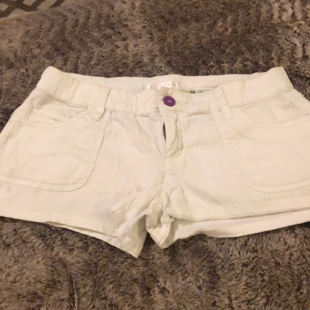 Short shorts